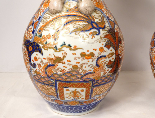 Coppia di grandi vasi di porcellana Imari Giappone Drago Fenice Doratura XIX secolo