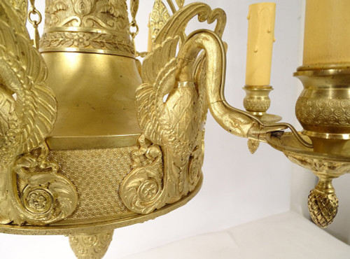 Empire 6-light gilt bronze chandelier Renommée Victoire Ailée Cygnes 19th century