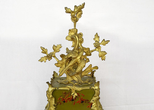 Großes dekoratives Kartell Louis XV Lack Martin Bronze vergoldet Vögel XIX.