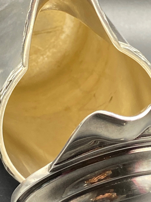 SILVER METAL CHOCOLATIER