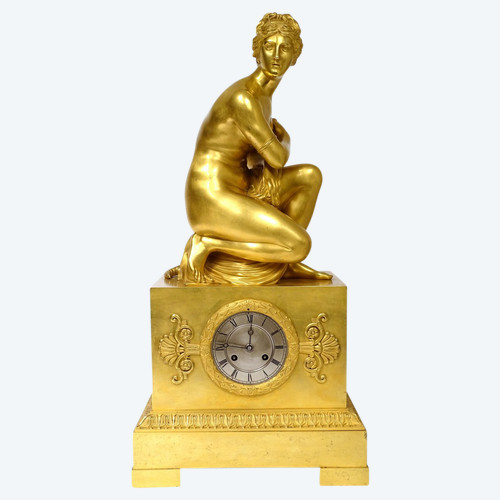 Large Bronze Pendulum Crouching Venus Coysevox Devaulx Nineteenth Restoration