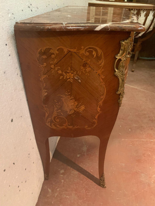 Petite Commode Galbée En Bois De Placage De Style Louis XV / XX Siècle