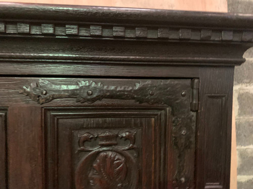 Meuble De Rangement A Trois Portes De Style Renaissance XX Siècle