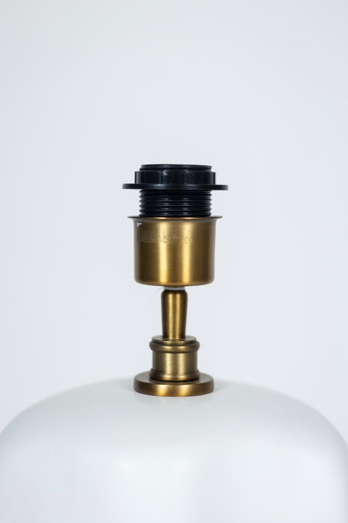 Coppia di lampade opaline bianche opache, XX secolo