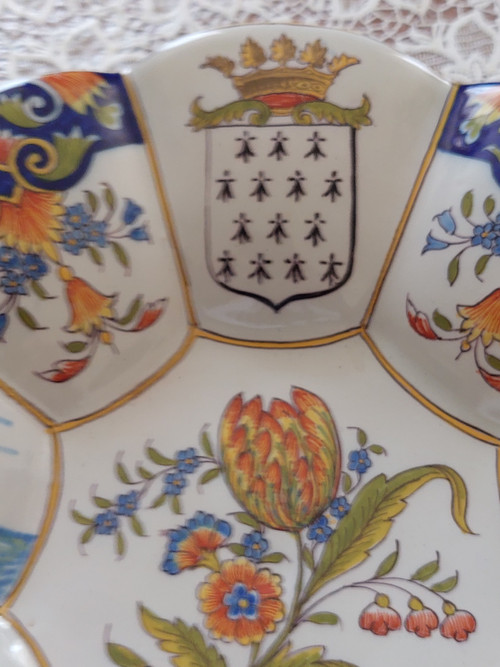 Octagonal ceramic dish from Devres late 19th century