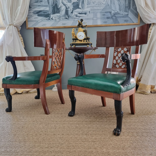 Jacob Frères, paire de fauteuils de cabinet d'époque Consulat. 
