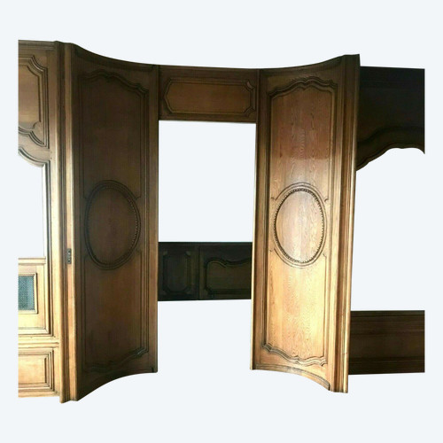 Boiserie in stile Luigi XV in massello di rovere del XX secolo