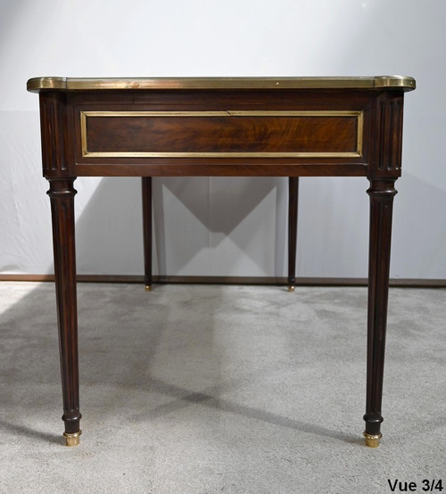 Bureau Plat en Acajou, style Louis XVI – 1ère Partie du XIXe