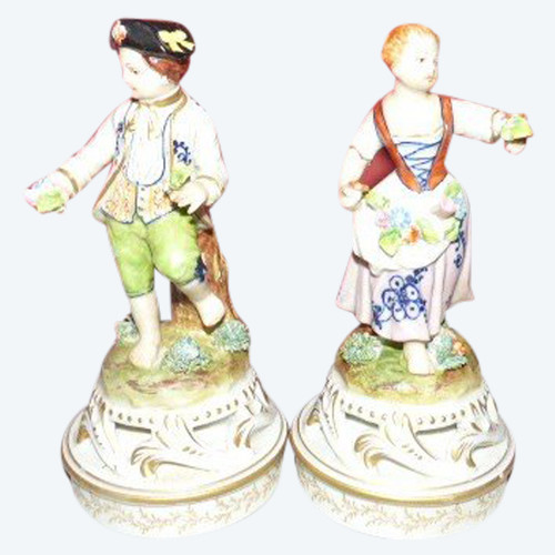Coppia di figure decorative firmate Meissen XIX secolo