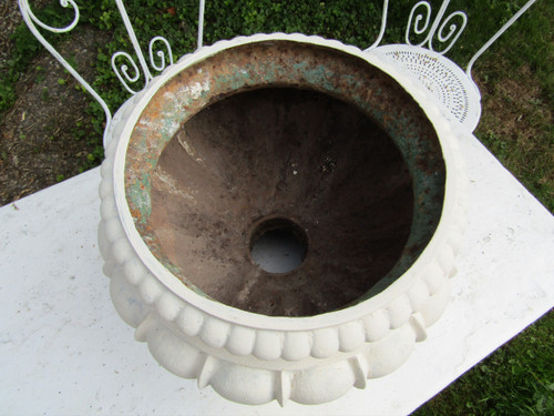 Garden vase