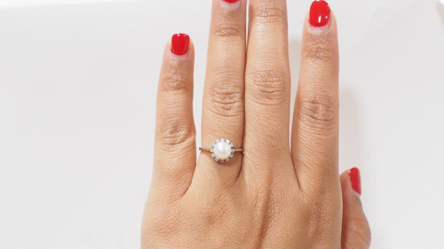 Anello In Oro Bianco Perla Coltivata E Diamanti