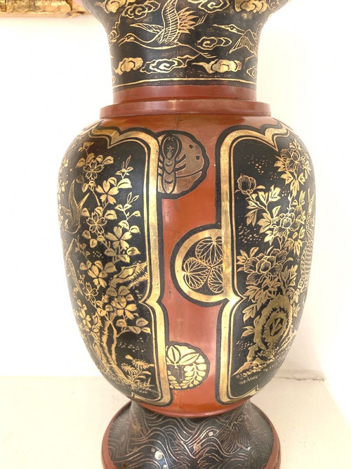 Vaso giapponese Dinanderie, laccato, intarsiato in oro e argento, Meiji XIX secolo