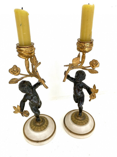 Paire de petits Candélabres à Décor De Putti, 19ème