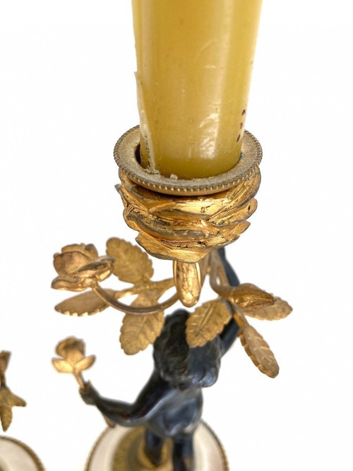 Paire de petits Candélabres à Décor De Putti, 19ème