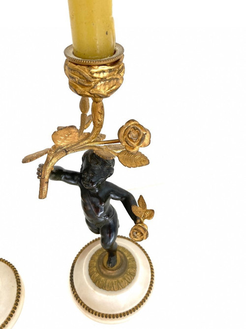 Paire de petits Candélabres à Décor De Putti, 19ème