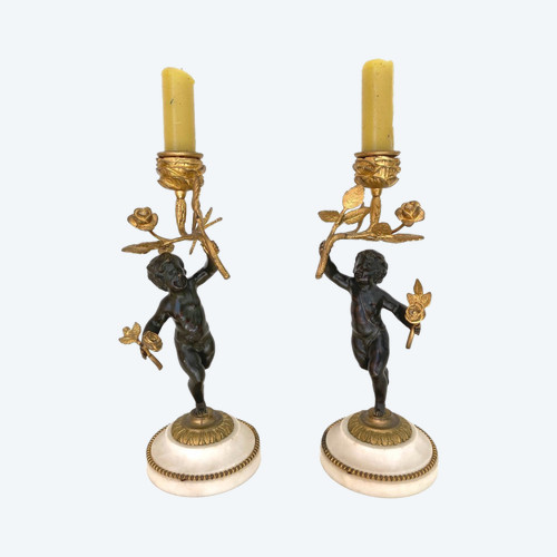 Paire de petits Candélabres à Décor De Putti, 19ème
