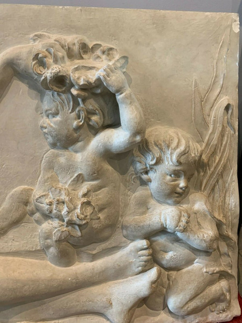 Bas Relief En Stuc A Décor d'Une Scène A l'Antique XX Siècle