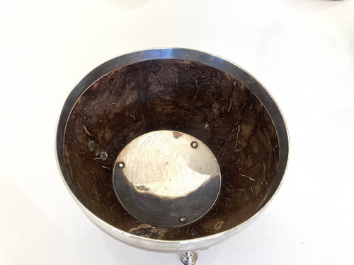 Noix de coco - Ciotola a tripode in argento del periodo Direttorio francese