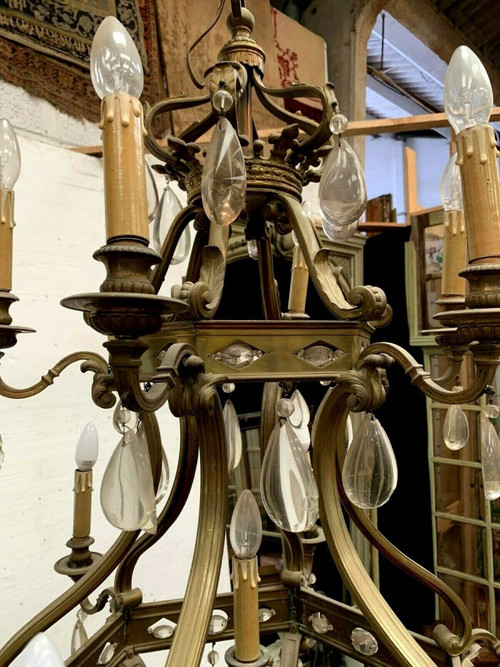 Lampadario a gabbia in stile rinascimentale in bronzo e pendenti in vetro colorato XIX