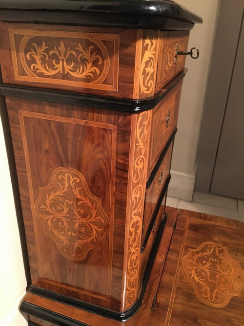 Oratoire, Meuble de Commande. Travail du Dauphiné, époque 18ème