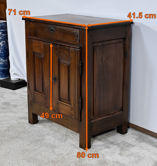 Rare Petit Meuble en Noyer massif, style Louis XIII – Milieu XVIIIe