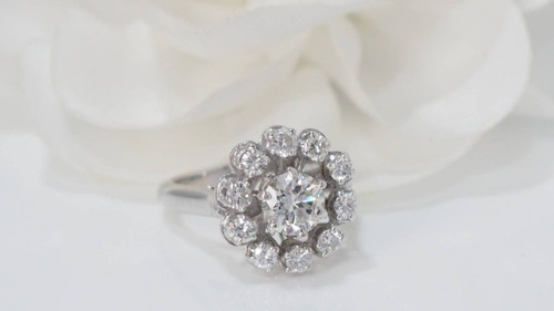 Anello Margherita In Oro Bianco E Diamanti
