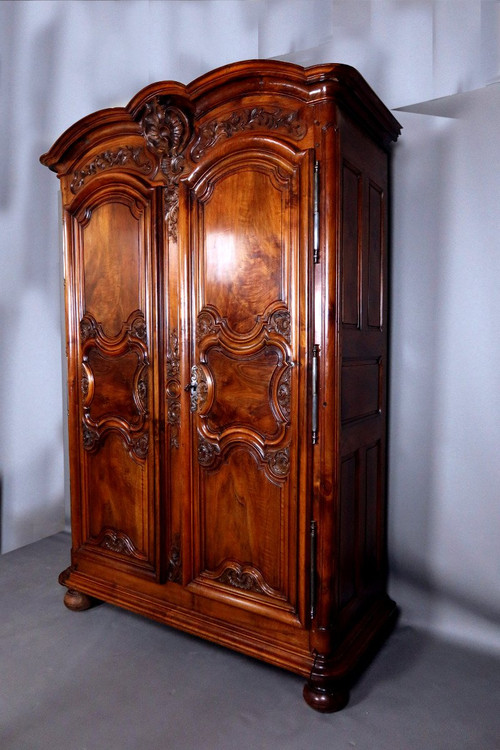 Armadio lionese del XVIII secolo