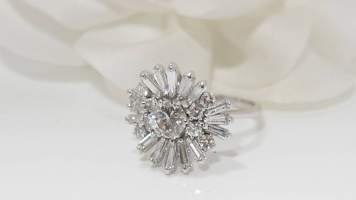 Anello Vintage In Oro Bianco E Diamanti