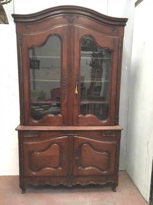Buffet En Deux Corps Louis XV Walnut Massif XVIII Siècle