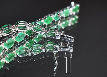 Bracciale in oro con smeraldi e diamanti