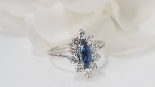 Anello Navette In Oro Bianco, Zaffiro E Diamanti
