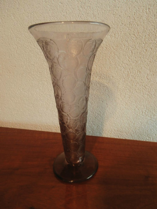 Vaso in vetro acidato