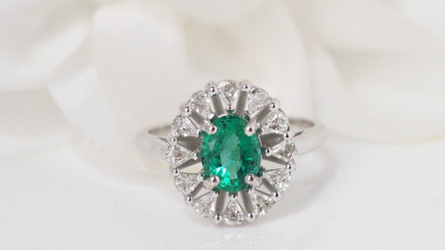 Anello Entourage In Oro Bianco, Smeraldo Ovale E Diamanti