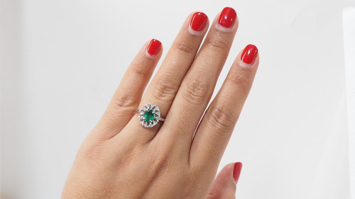Anello Entourage In Oro Bianco, Smeraldo Ovale E Diamanti