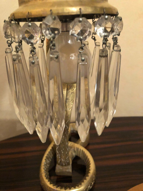 Table lamp