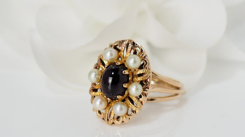 Anello Vintage In Oro Rosa, Cabochon Di Granato E Perle