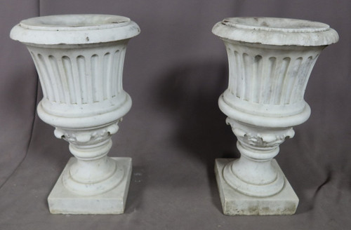 Pair Of Medici Vases In Carrara Marble Nineteenth