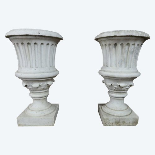 Pair Of Medici Vases In Carrara Marble Nineteenth