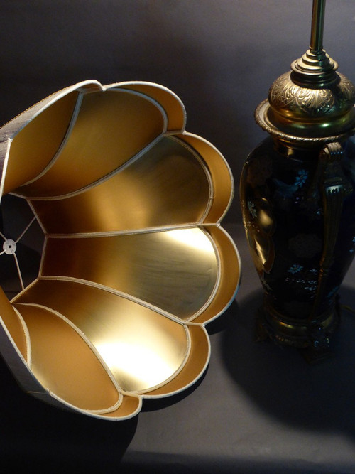 Large 19th century lamp and its gilded bronze frame