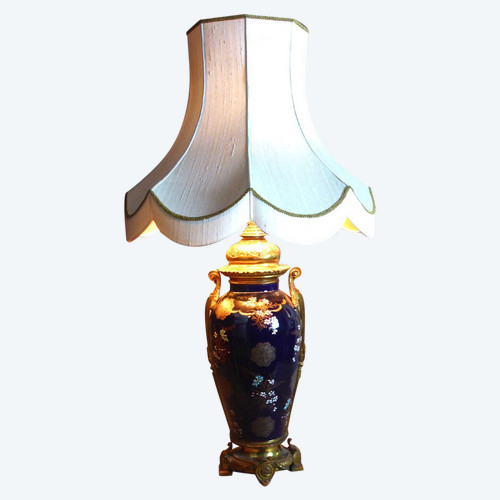 Large 19th century lamp and its gilded bronze frame