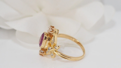Bague Marquise  En Or Jaune, Rubis Et Diamants