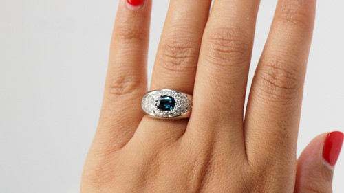 Anello A Fascia In Oro Bianco, Zaffiro Ovale E Diamanti
