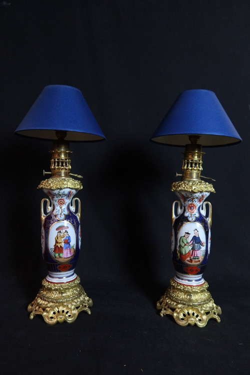 Coppia di lampade in porcellana di Bayeux XIX secolo