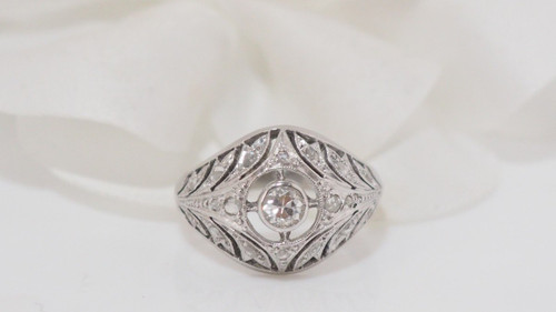 Anello Cupola In Oro Bianco E Platino Incastonato Con Rose
