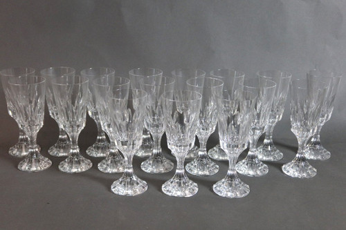 Modello servizio bicchieri Baccarat