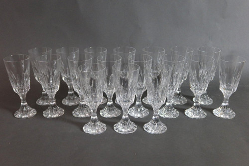 Modello servizio bicchieri Baccarat