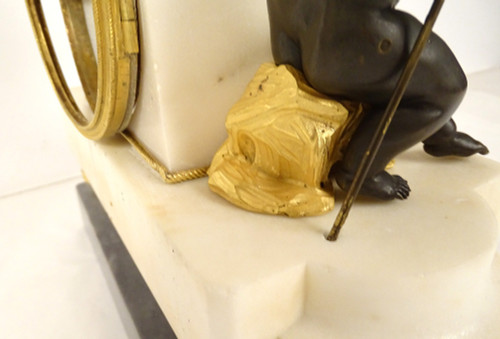 Pendulum in Gilt Bronze and Turquin Carrara Marble "Warrior Loves" Cupid XVIII