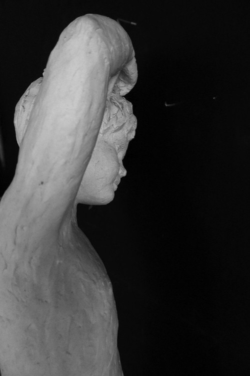 Scultura firmata Chaumel datata 1939