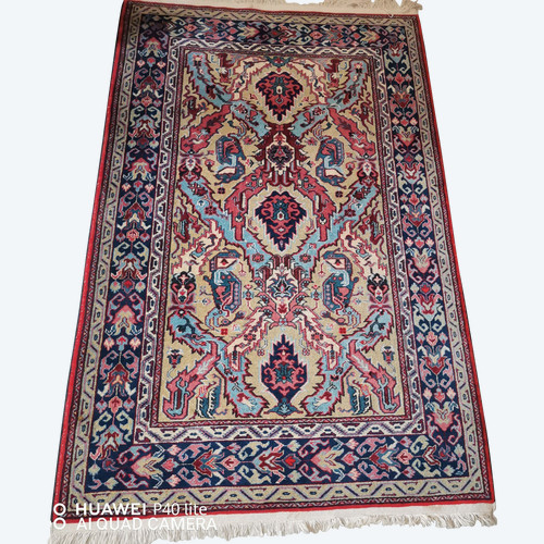 handmade wool rug from pakistan
