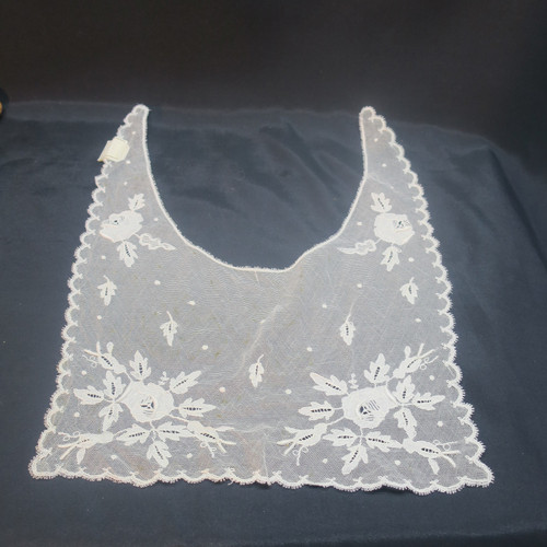 lace collars